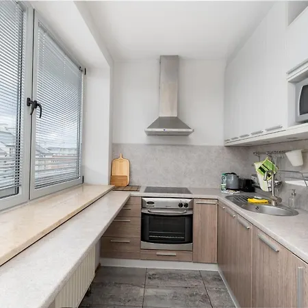Kazimierza Wielkiego Standard Apartment